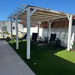 Gasthuis Espacio Con Piscina,