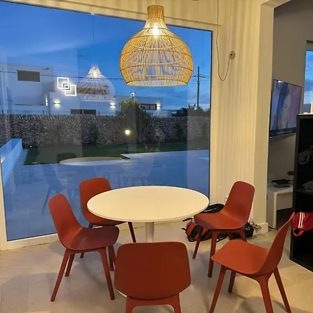 Casa de hóspedes Espacio Con Piscina, Lajares