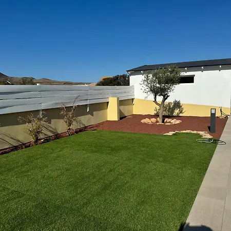 Espacio Con Piscina, Pensión
