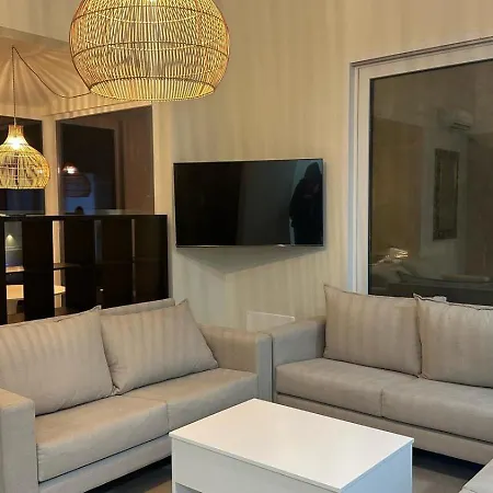 Espacio Con Piscina, Casa de hóspedes 3*