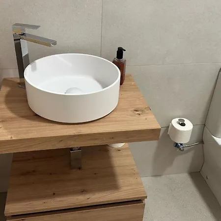 Espacio Con Piscina, Pensión *