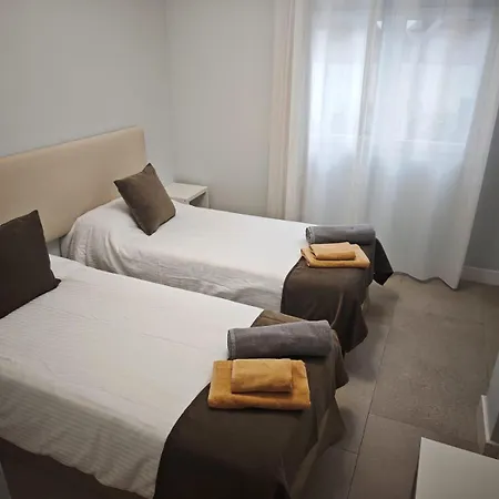 Espacio Con Piscina, ラハレス