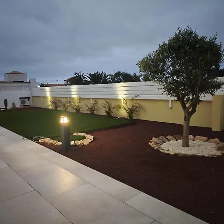 Gæstehus Espacio Con Piscina, Lajares