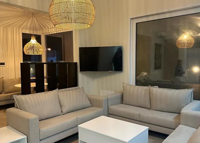 Espacio Con Piscina, Pensionat 3*