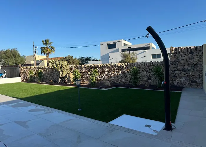 Espacio Con Piscina,